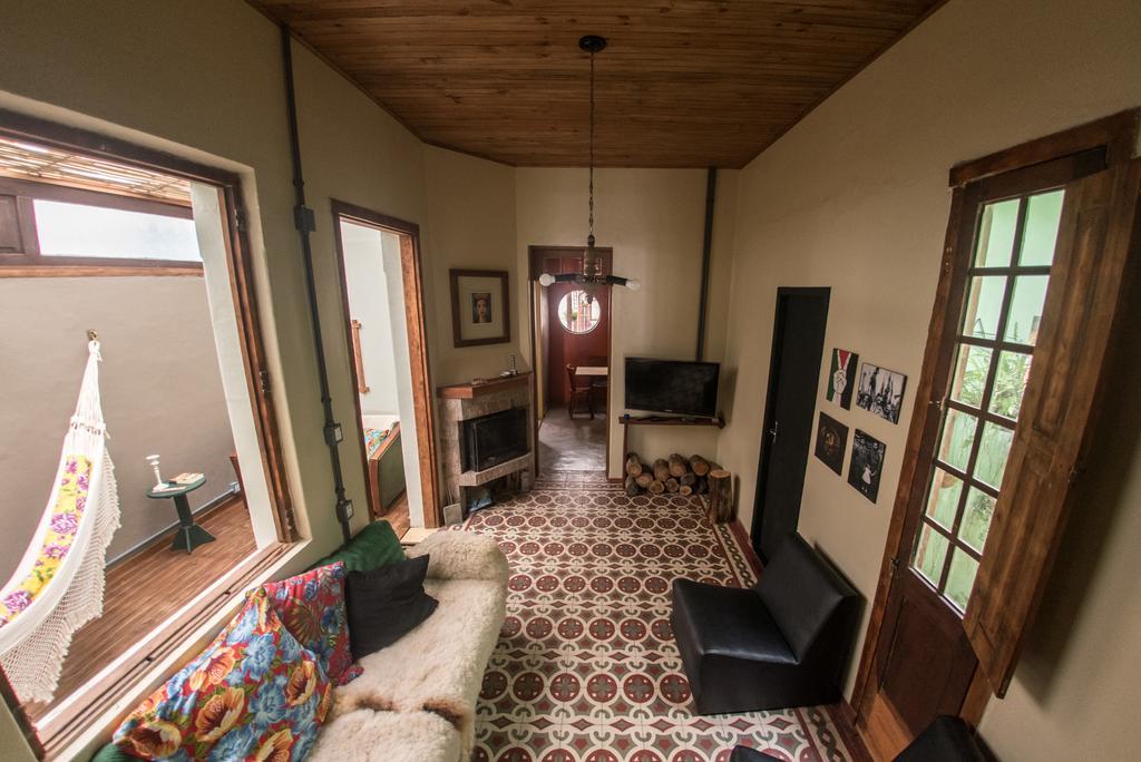 Frida Casa Hostel เปโลตัส ภายนอก รูปภาพ