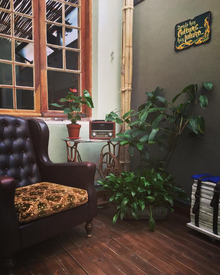 Frida Casa Hostel เปโลตัส ภายนอก รูปภาพ